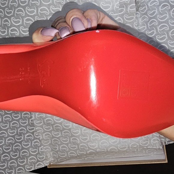 Christian Louboutin size 36.5 - Picture 12 of 16